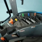 Traktor Solis S90 - Riadenie detail 2