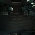 Traktor Solis S75 - Pedále detail