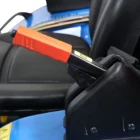 Traktor Solis S16 - Ručná brzda detail